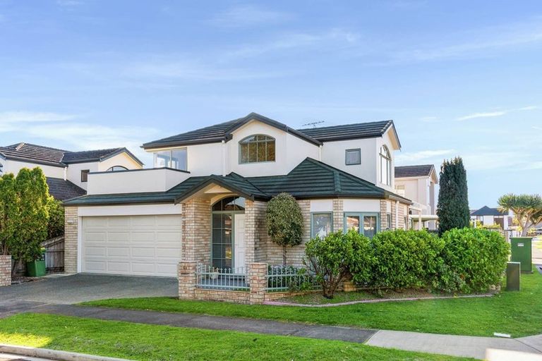 Photo of property in 6a Devon Road, Bucklands Beach, Auckland, 2012