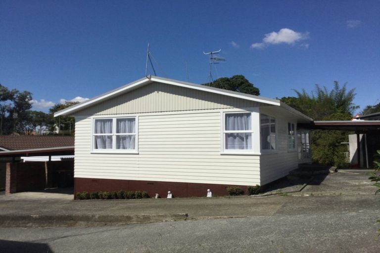 Photo of property in 2/25 Nutsey Avenue, Northcote, Auckland, 0627