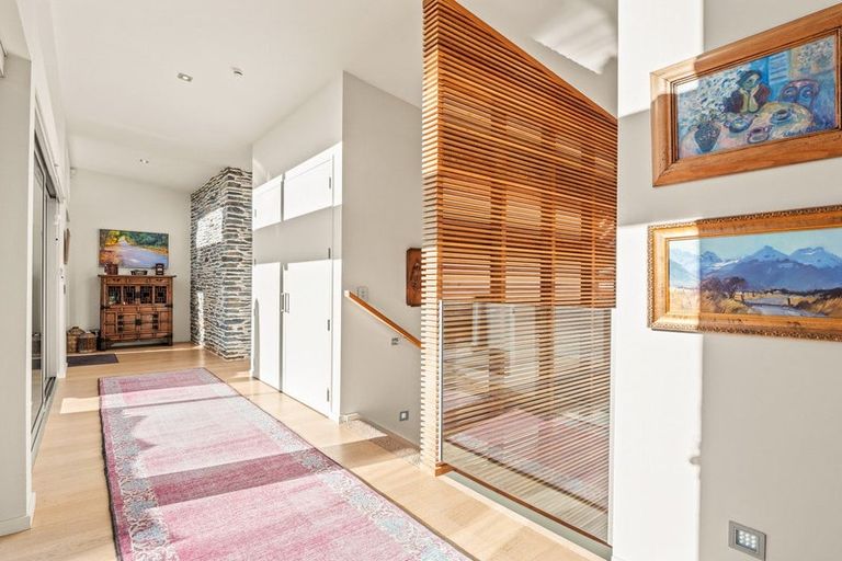 Photo of property in 14 Advance Terrace, Arrowtown, 9302