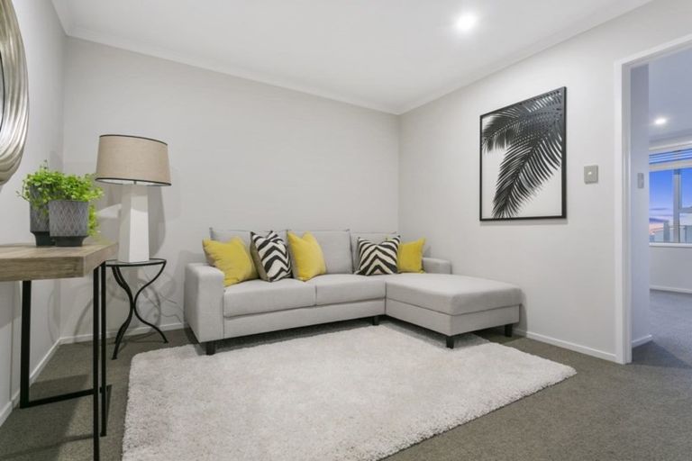 Photo of property in 9 Rangihina Road, Hobsonville, Auckland, 0616