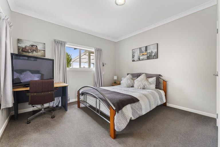 Photo of property in 178 Waikawa Beach Road, Manakau, Levin, 5573