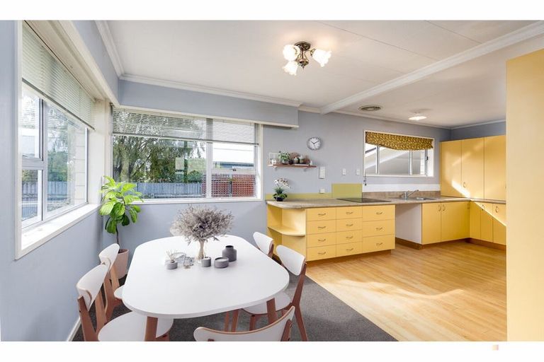 Photo of property in 11 Coronation Street, Waimate, 7924