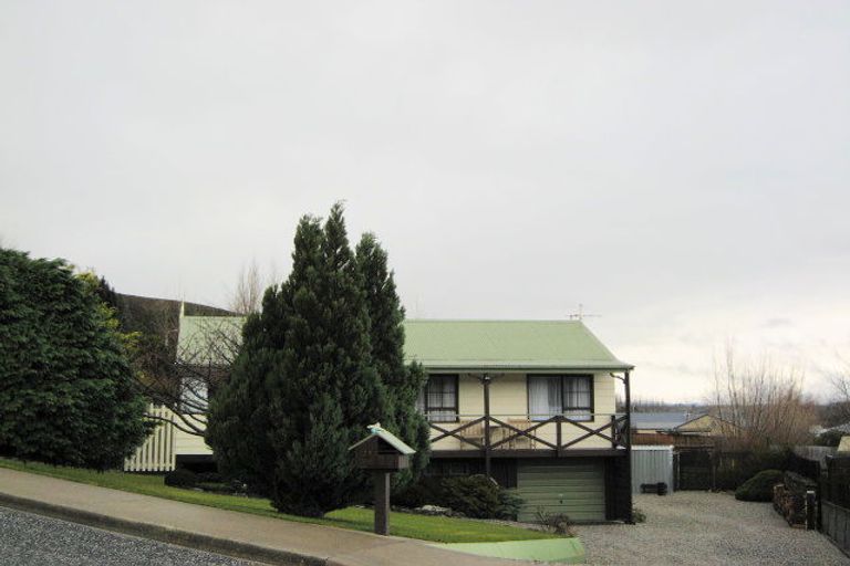 Photo of property in 27 Fraser Street, Clyde, 9330