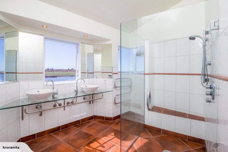 Photo of property in 22 Riverview Place, Waipu, 0582