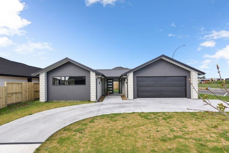 Photo of property in 2 The Meadows Drive, Flagstaff, Hamilton, 3210