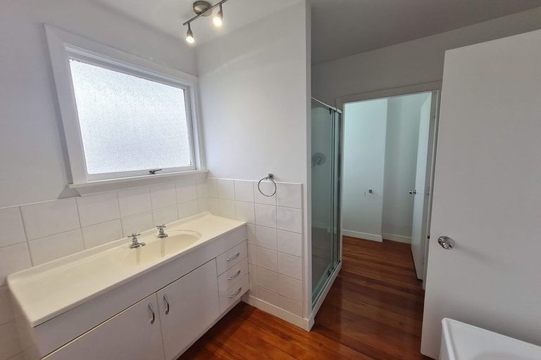 Photo of property in 3/58 Office Road, Merivale, Christchurch, 8014