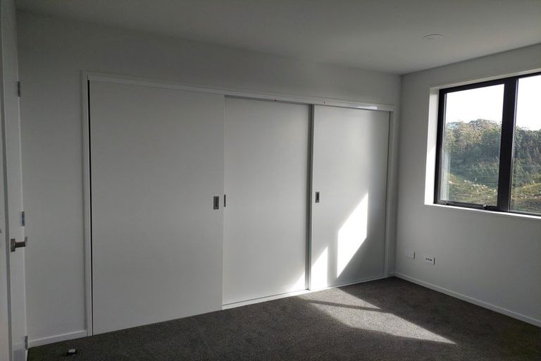 Photo of property in 12 Bee Lane, Whitby, Porirua, 5024