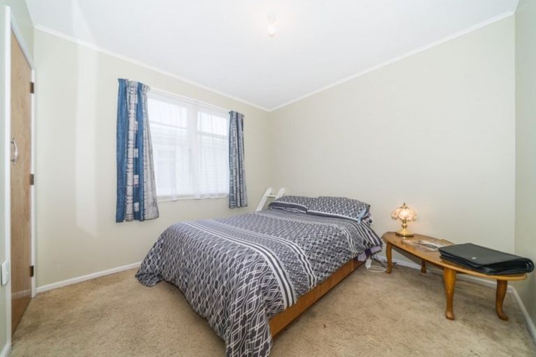 Photo of property in 14 Ellesmere Crescent, Highbury, Palmerston North, 4412