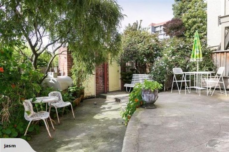 Photo of property in 72 York Place, Dunedin Central, Dunedin, 9016