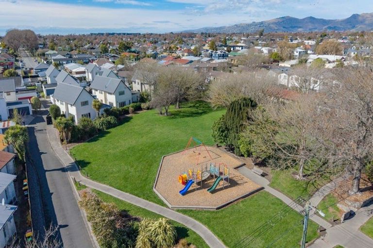 Photo of property in 8 Olympic Lane, Edgeware, Christchurch, 8013