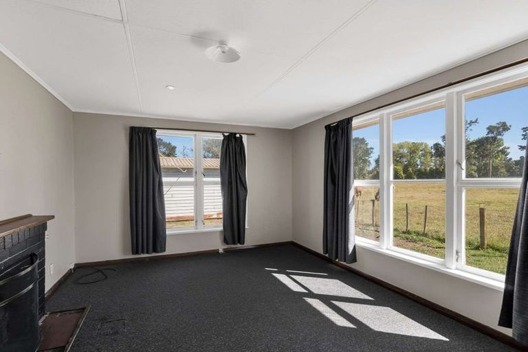 Photo of property in 39 Ahuru Street, Marton, 4710