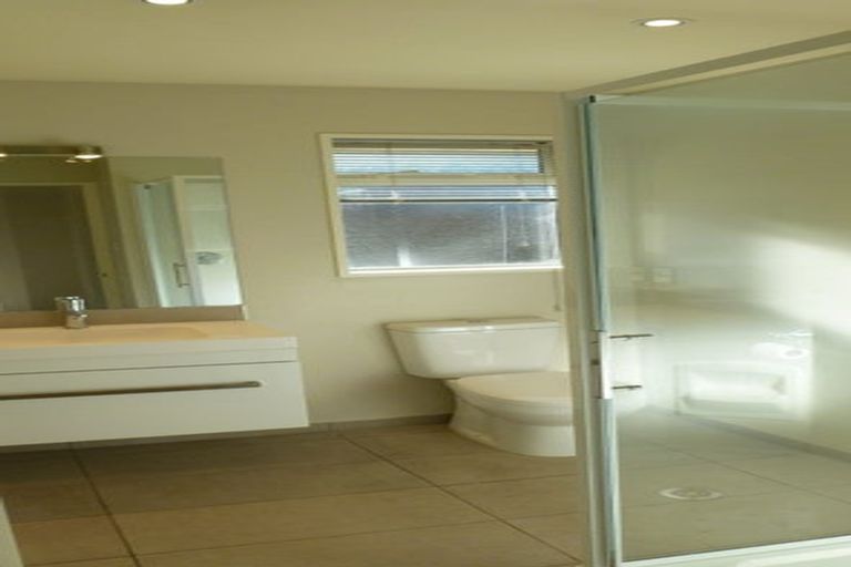 Photo of property in 6 Somerville Crescent, Aidanfield, Christchurch, 8025