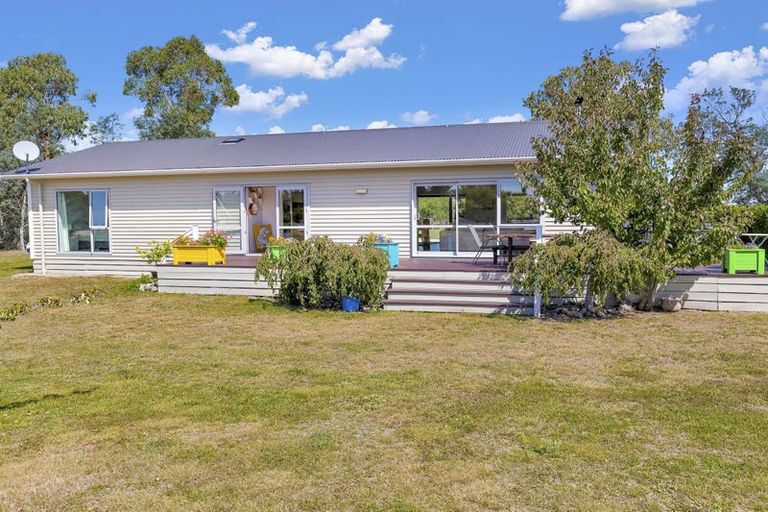 Photo of property in 70 Darnley Road, Glasnevin, Amberley, 7483