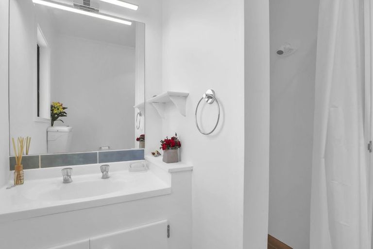 Photo of property in 15 View Road, Waiuku, 2123