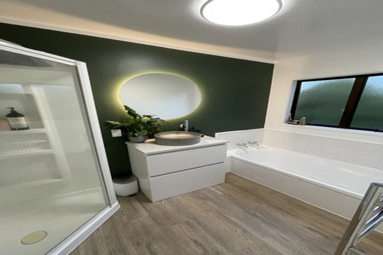 Photo of property in 133 Ironside Road, Johnsonville, Wellington, 6037