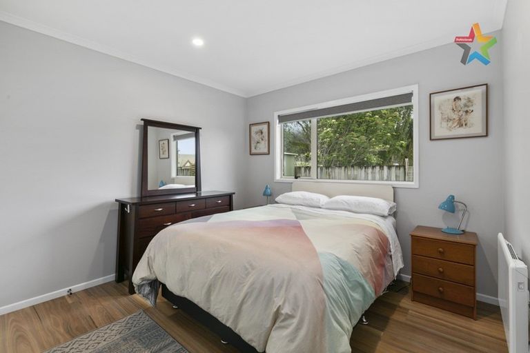 Photo of property in 13 Woodland Mews, Wainuiomata, Lower Hutt, 5014