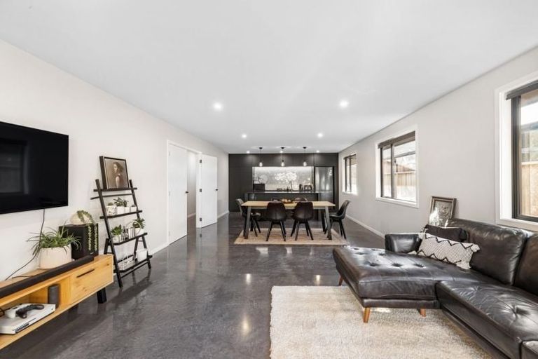 Photo of property in 5 Howden Drive, Jacks Point, 9371