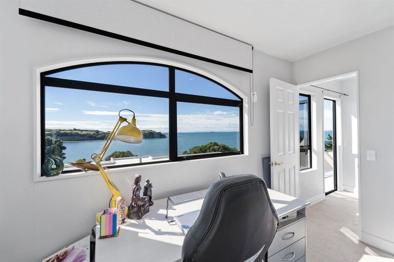 Photo of property in 41 Island View Drive, Gulf Harbour, Whangaparaoa, 0930