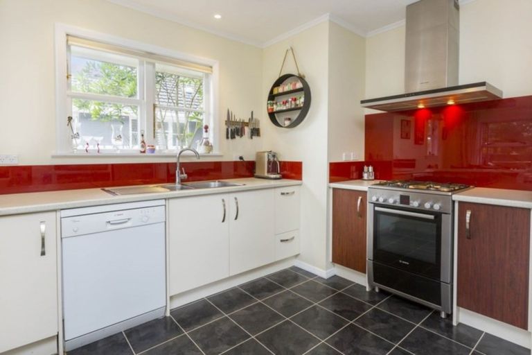 Photo of property in 44 Seddon Street, Wallaceville, Upper Hutt, 5018