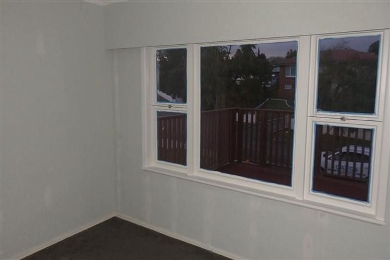 Photo of property in 14 Dreadon Road, Manurewa, Auckland, 2102