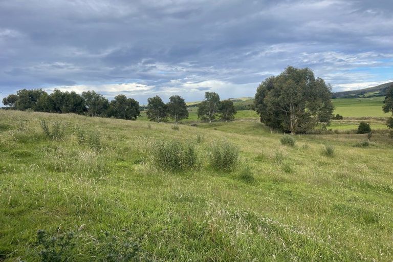 Photo of property in 9 Neill Road, Tokanui, 9884