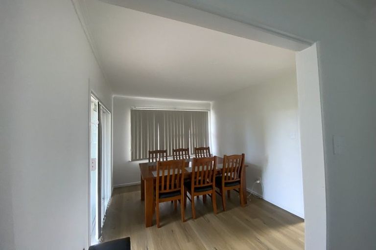 Photo of property in 18 Royal Arch Place, Rosehill, Papakura, 2113