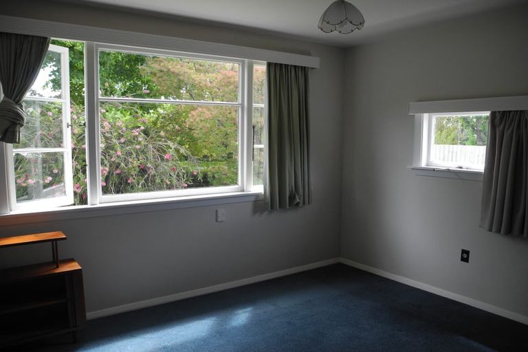 Photo of property in 17 Bowenvale Avenue, Cashmere, Christchurch, 8022