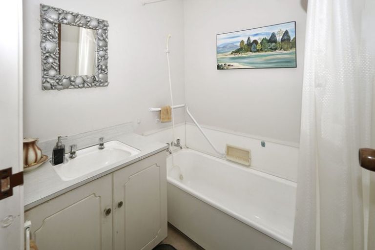 Photo of property in 100b Boucher Avenue, Te Puke, 3119