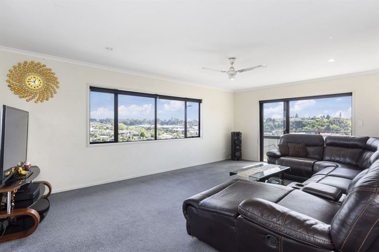 Photo of property in 79 Waterside Drive, Pyes Pa, Tauranga, 3112