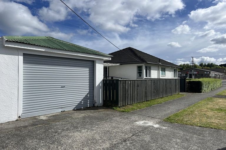 Photo of property in 31 Burden Avenue, Wainuiomata, Lower Hutt, 5014