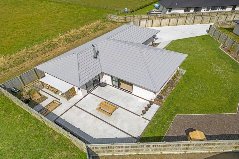 Photo of property in 34 Oldfield Lane, Marton, 4710