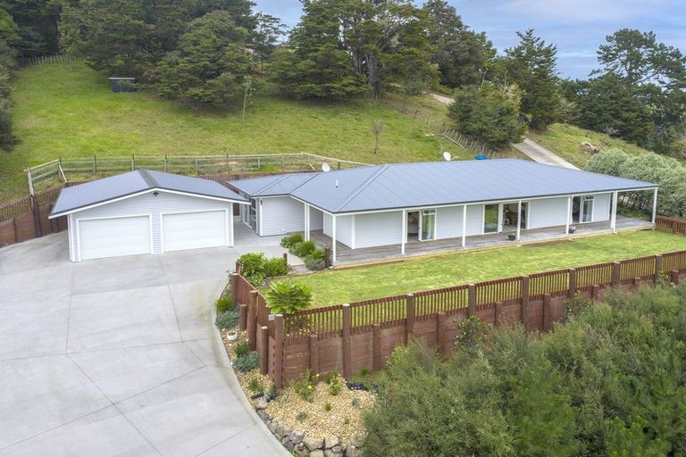 Photo of property in 32 Noakes Hill Road, Puhoi, Warkworth, 0994