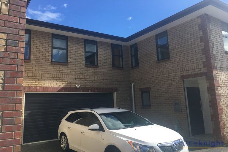 Photo of property in 16 George Street, Riccarton, Christchurch, 8041