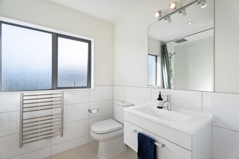 Photo of property in 38c Ireland Road, Mount Wellington, Auckland, 1060