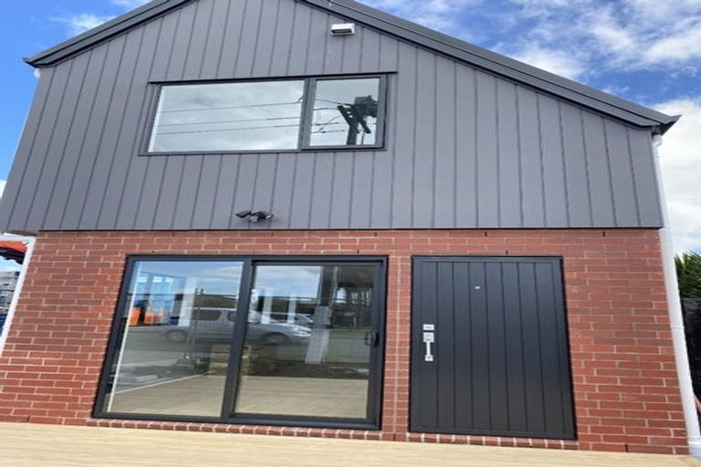 Photo of property in 1/125b Metcalfe Road, Ranui, Auckland, 0612