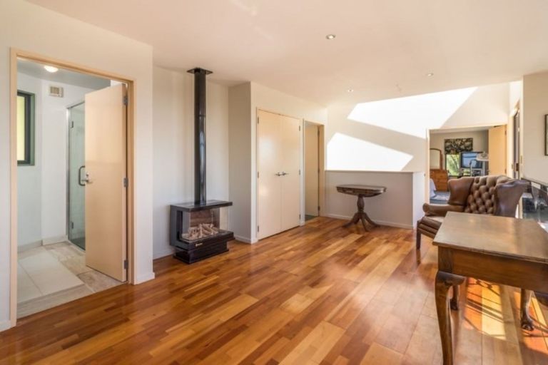 Photo of property in 35 Major Aitken Drive, Huntsbury, Christchurch, 8022