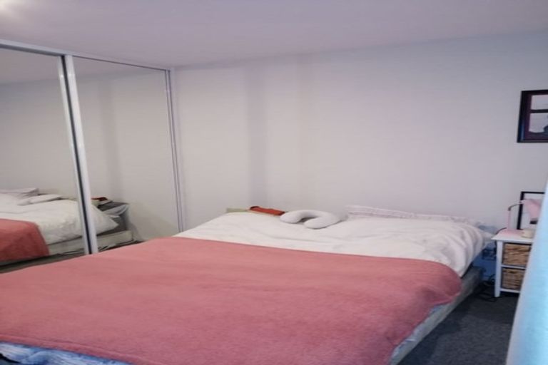 Photo of property in Shoal Haven Apartments, 203c/130 Anzac Street, Takapuna, Auckland, 0622