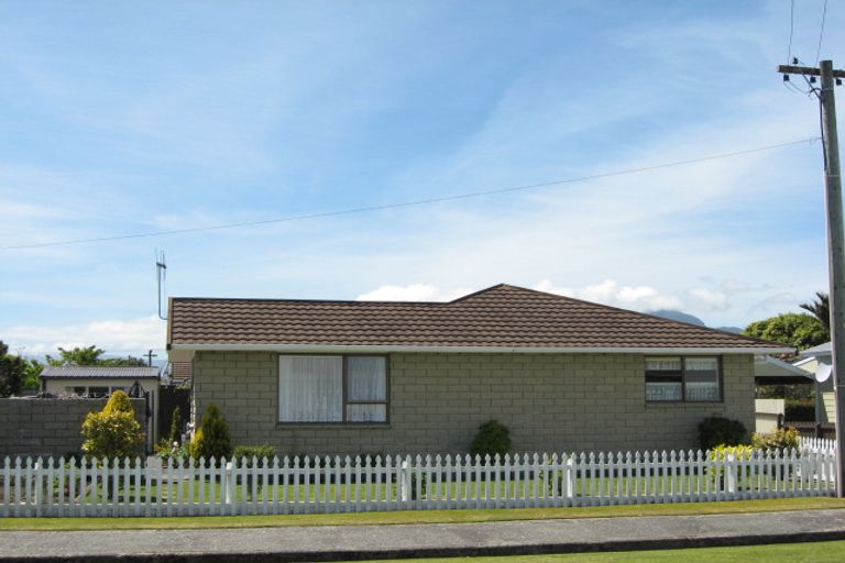 Photo of property in 2/107 Queen Street, Westport, 7825