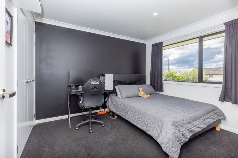 Photo of property in 2 Oak Ridge Drive, Te Awamutu, 3800