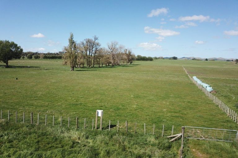 Photo of property in 13 Farm Road, Waipukurau, 4284