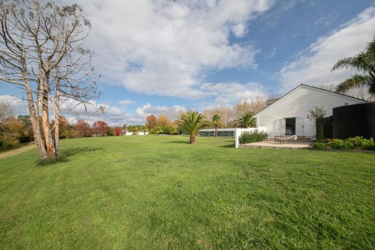 Photo of property in 726 State Highway 16, Kumeu, Waimauku, 0883