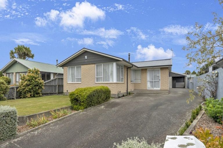 Photo of property in 62 Oriana Crescent, Hornby, Christchurch, 8042