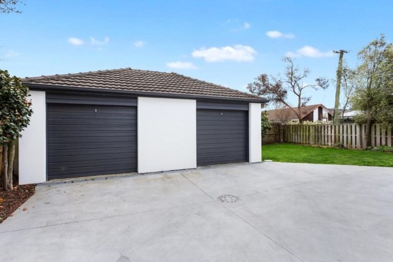 Photo of property in 2/25 Plynlimon Road, Fendalton, Christchurch, 8052