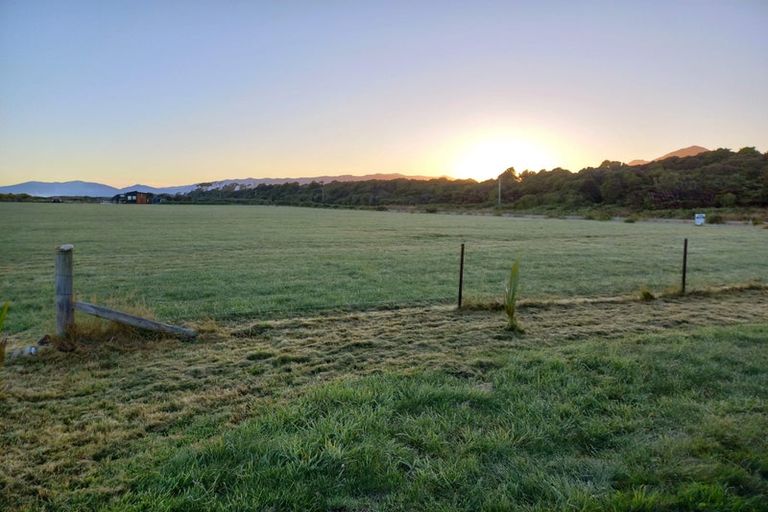 Photo of property in 25 Fox Moth Drive, Haast, 7886