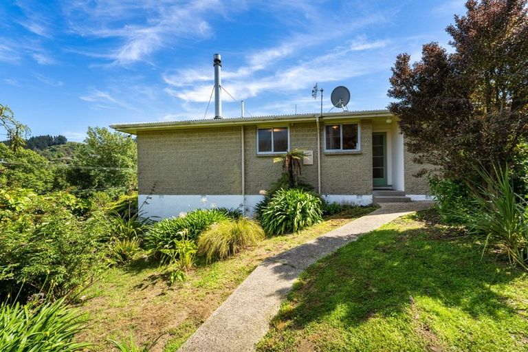 Photo of property in 18 Bernicia Street, Port Chalmers, 9023