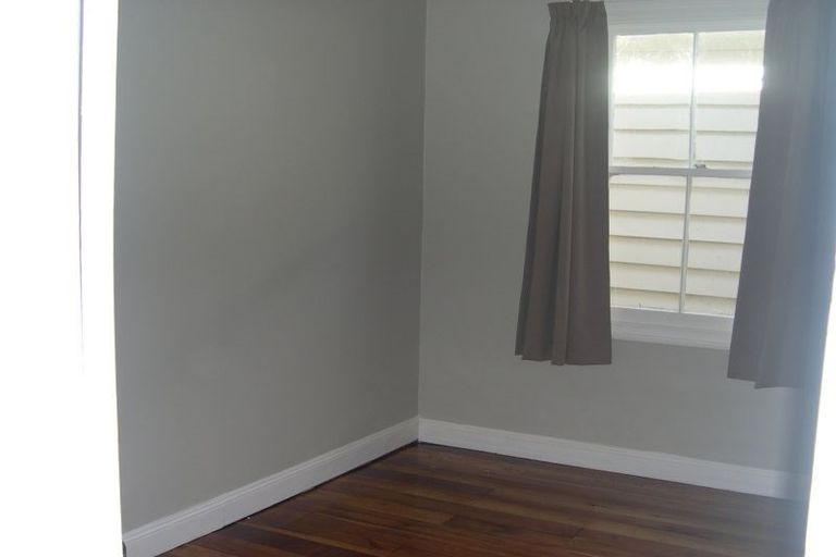 Photo of property in 45a Williamson Avenue, Belmont, Auckland, 0622