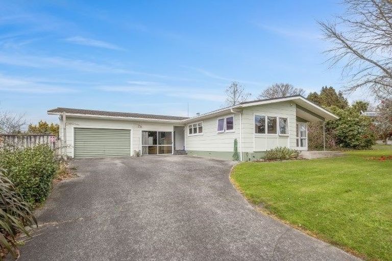 Photo of property in 25 Benalder Crescent, Tokoroa, 3420