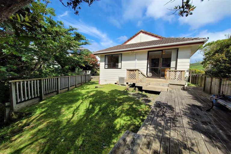 Photo of property in 15 Abilene Crescent, Churton Park, Wellington, 6037