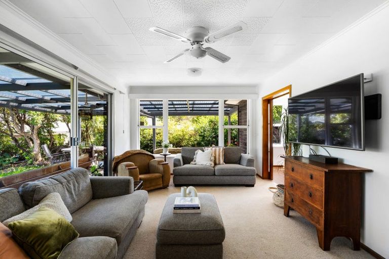 Photo of property in 562 Lowe Street, Camberley, Hastings, 4120