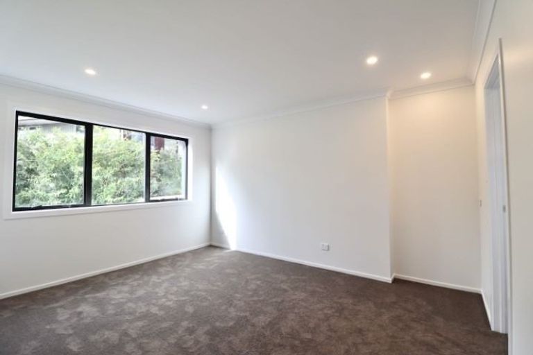 Photo of property in 210b Forrest Hill Road, Forrest Hill, Auckland, 0620